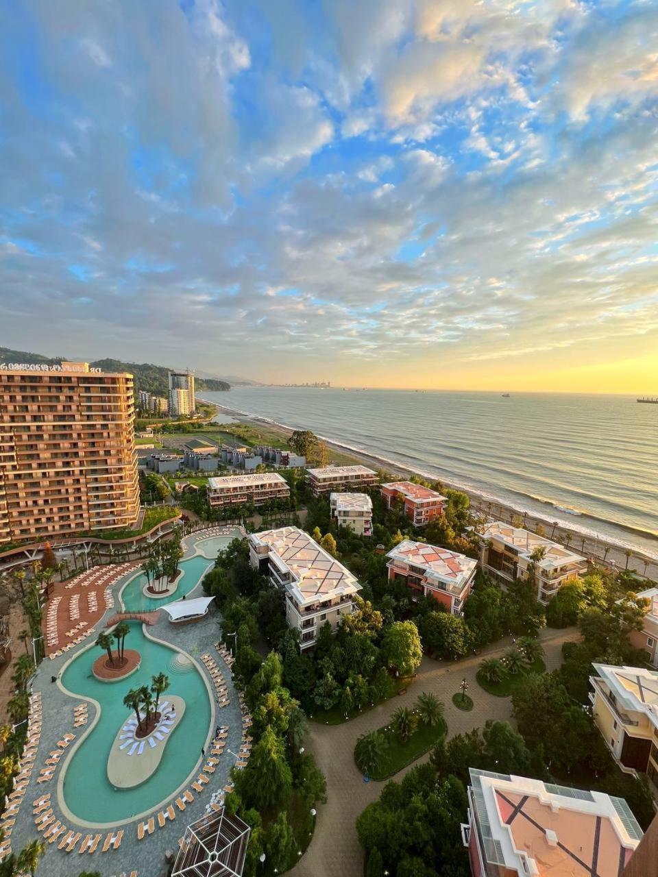 Luxury Oasis Apartment ชากวี ภายนอก รูปภาพ