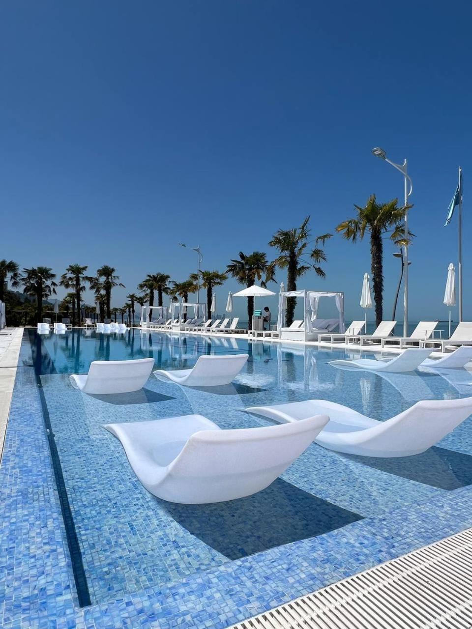 Luxury Oasis Apartment ชากวี ภายนอก รูปภาพ